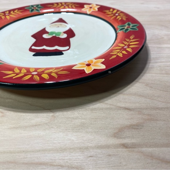 Santa Claus Design 9 inch Plate by Holiday Time - Dishwasher & Microwave Safe - Picture 5 of 8